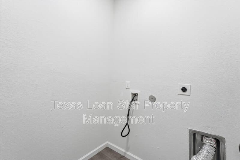 Houston Condo: 319 N Carolina St