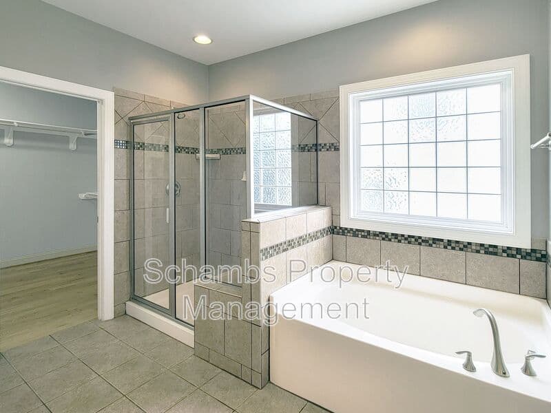 Fuquay Varina House: 414 Banagher Ln