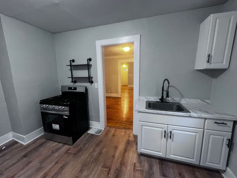 Rochester Condo: 151-153 Anthony st
