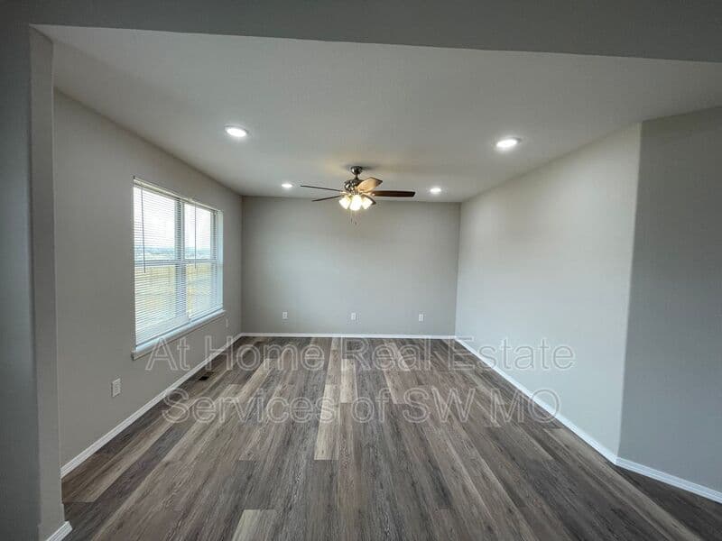 Rogersville House: 529 Evergreen