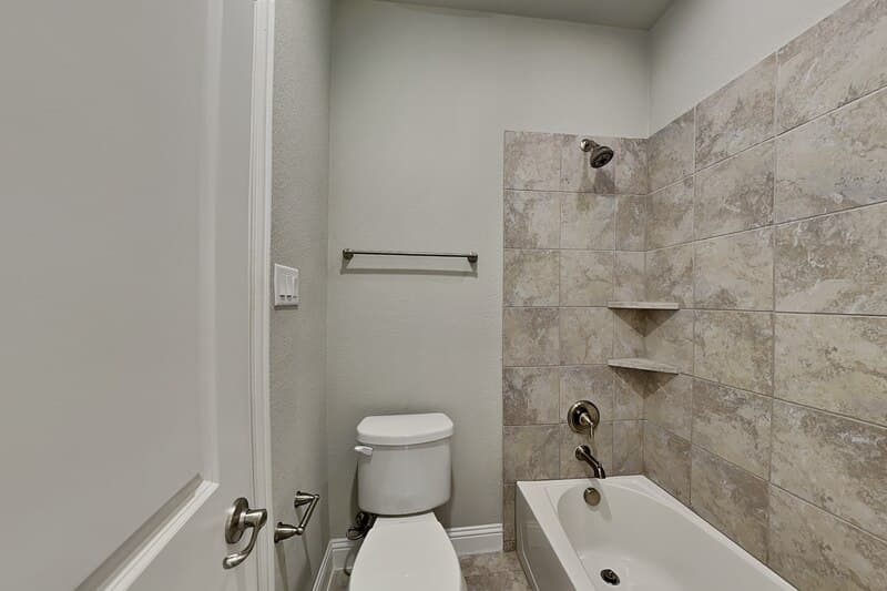 Mckinney House: 7801 Avondale Dr