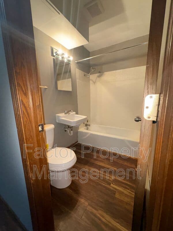 North Mankato Condo: 414 Allan Ave