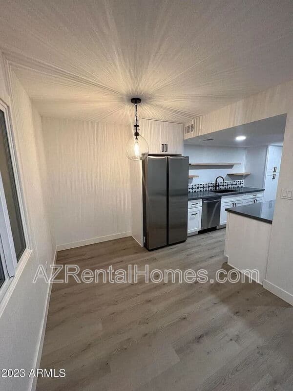 Mesa Townhome: 948 S Alma School Rd