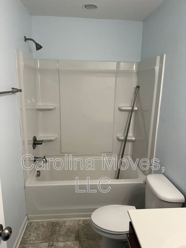 Inman House: 123 Dunnsmore Dr.