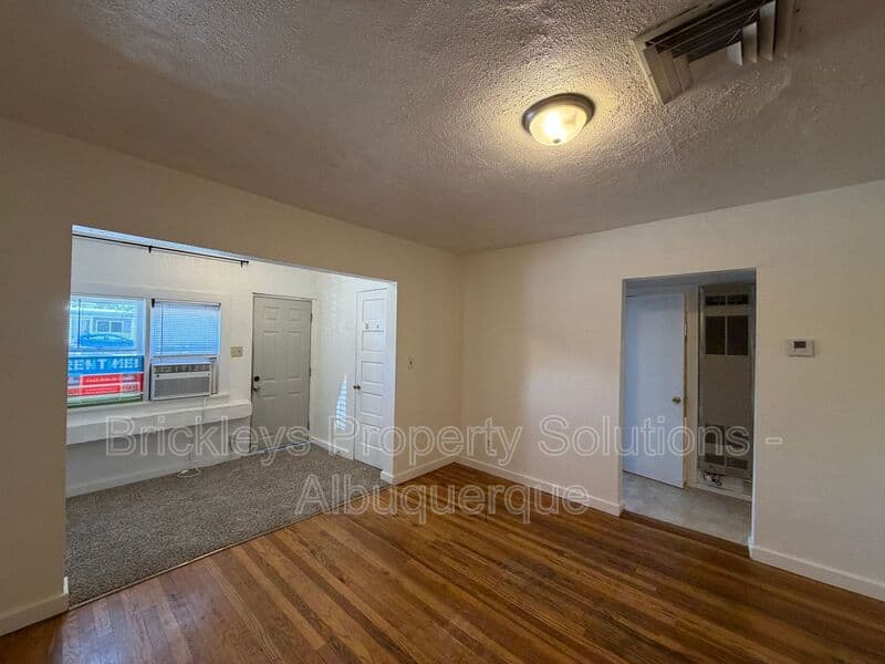 Albuquerque Condo: 313 Cornell Drive SE