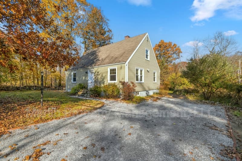 Acton House: 52 Taylor road
