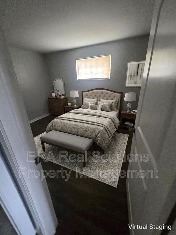 Columbus Condo: 2958 Sullivant ave