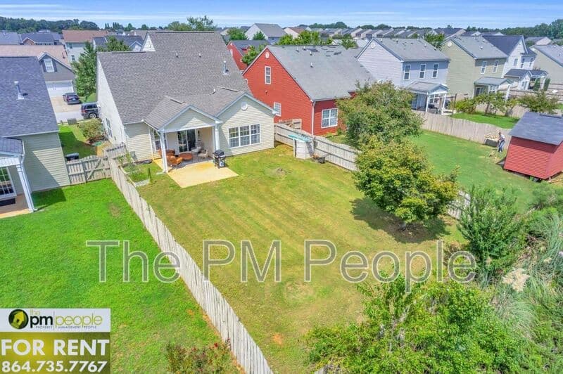 Simpsonville House: 39 Pfeiffer Ct.