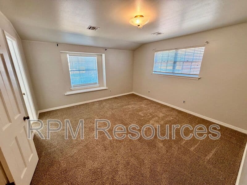 Oklahoma City House: 4120 NW 44th St