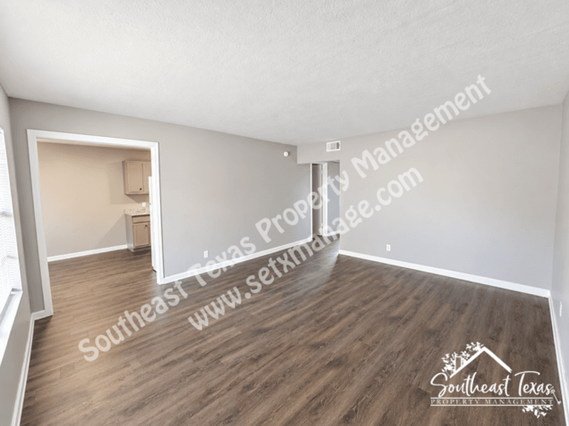Beaumont House: 655 Adams Street