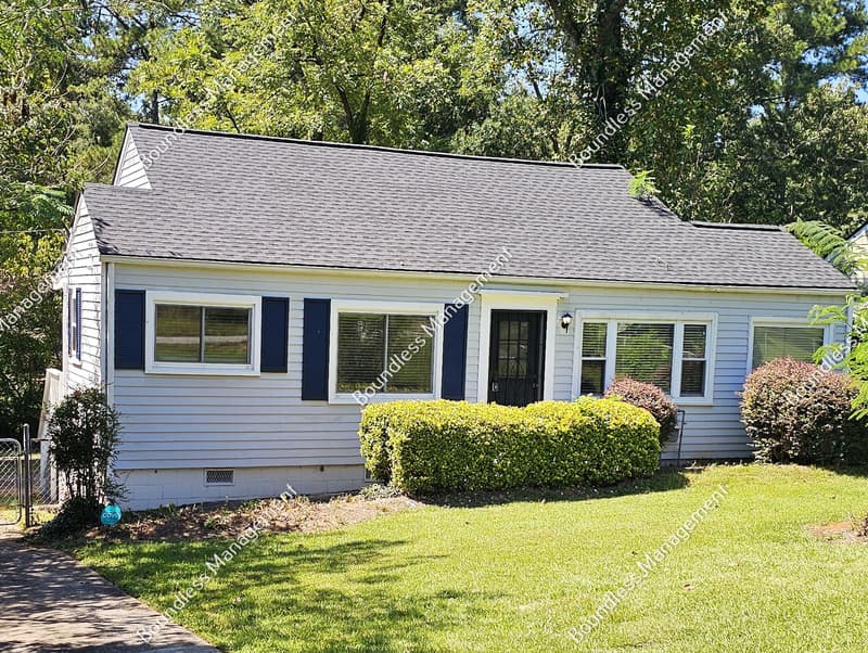 Decatur House: 561 Allendale Dr