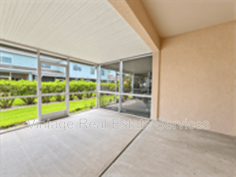 Brandon Townhome: 2260 Fluorshire Dr