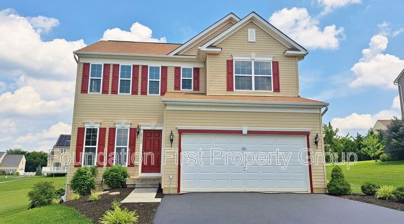 Hanover House: 2322 Swiftwater Drive