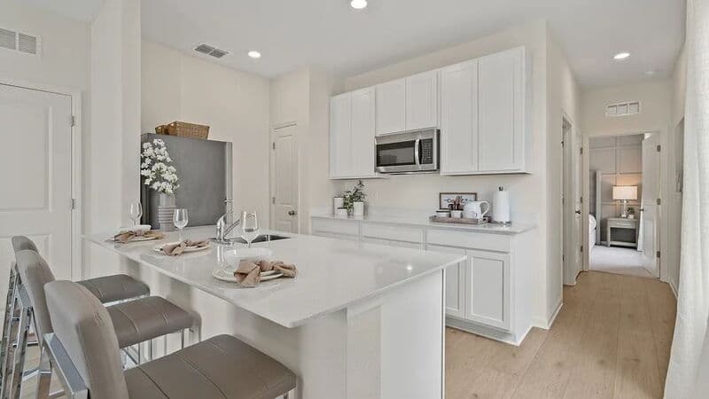 Minneola House: 3038 Granite Rdg Ave