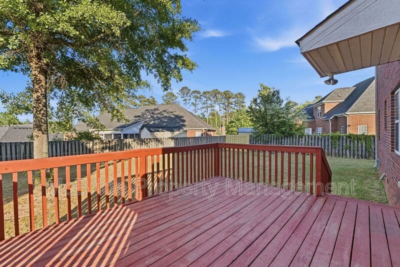 Evans House: 330 Gardenia Drive