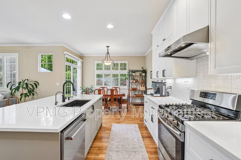 Vancouver Condo: 17146 SE 23rd Dr
