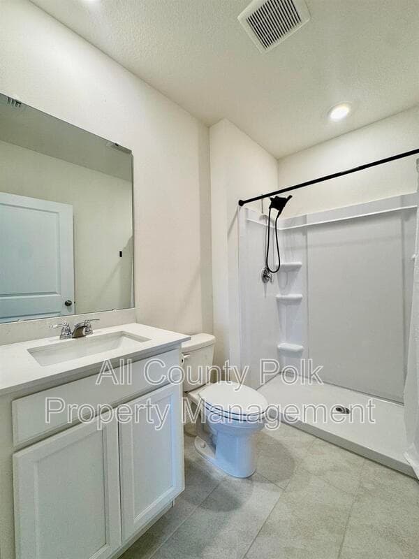Winter Haven House: 4924 Kaia Ave