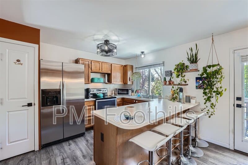 Westminster House: 11516 West 102nd Place