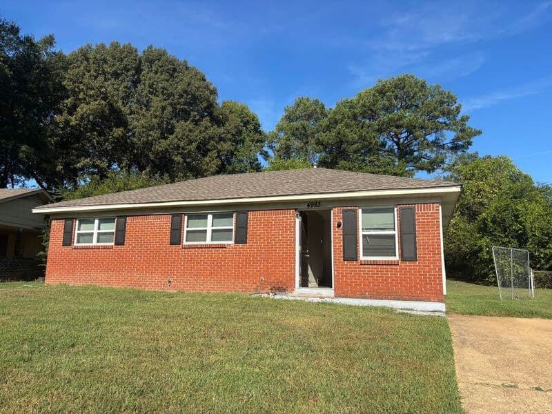 Memphis House: 4983 Appleville St