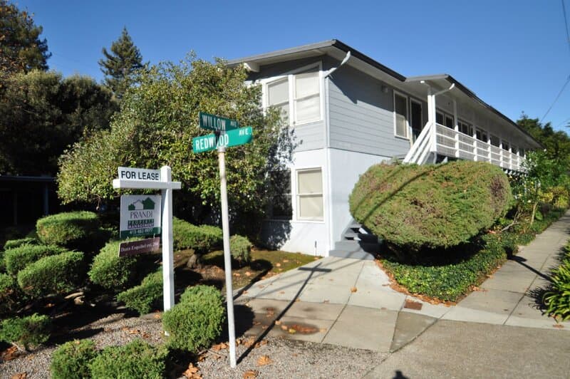 Corte Madera Condo: 25 Willow Ave
