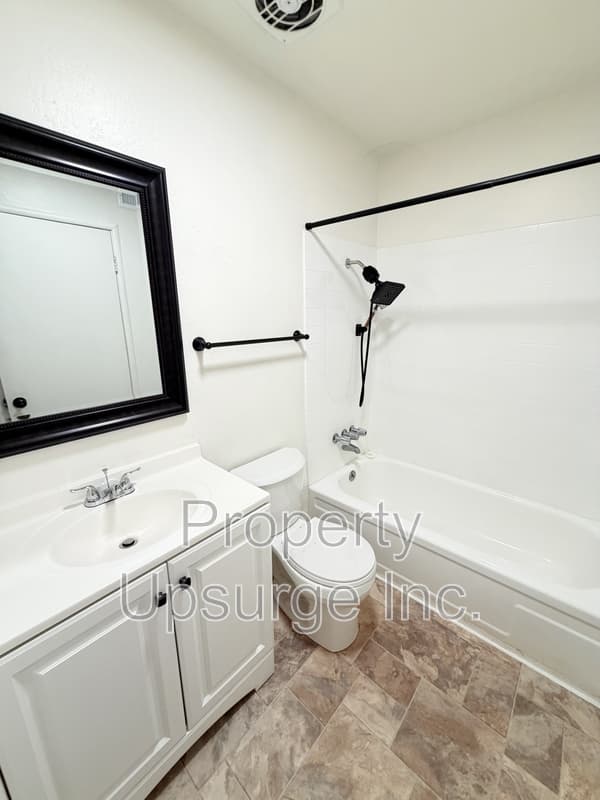 Yuba City Apartment: 330 Bird St