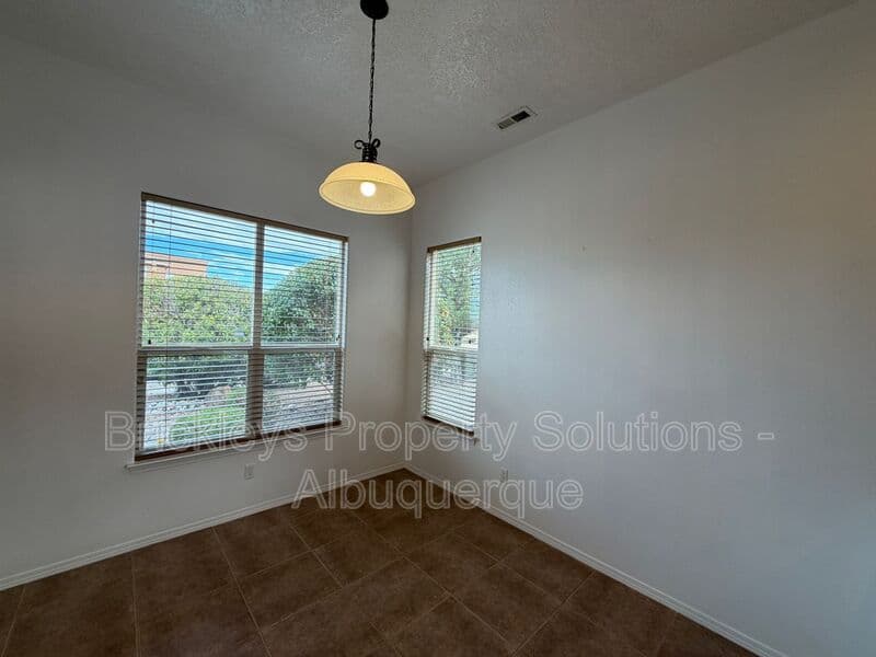 Rio Rancho House: 65 Willow Trace Court SE