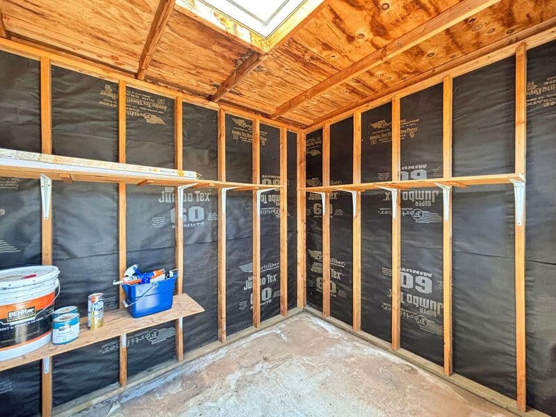 La Mesa House: 7340 W Point Ave
