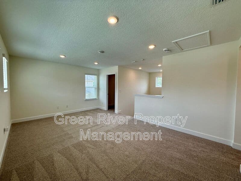Orange Park House: 3435 Auvenshine Way