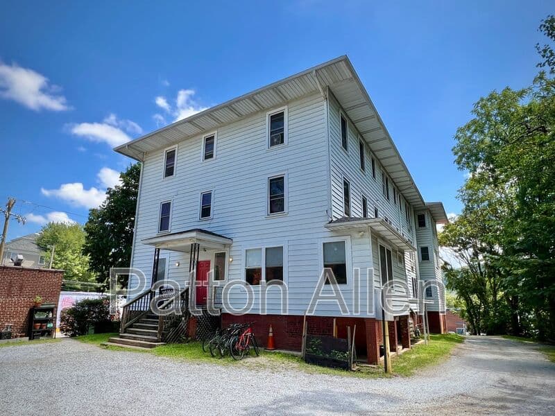 Asheville Condo: 43 Ravenscroft Drive