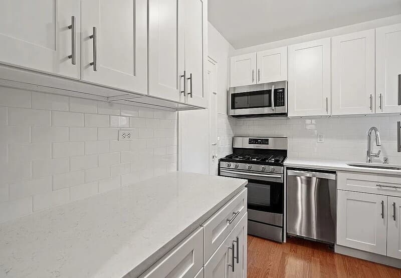 Bronx Condo: 640 W 231st St