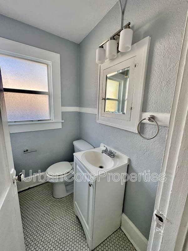St. Petersburg Condo: 610 5th Ave N