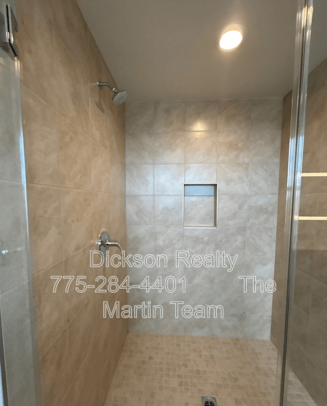 Sparks House: 11635 Vinegar Peak Drive