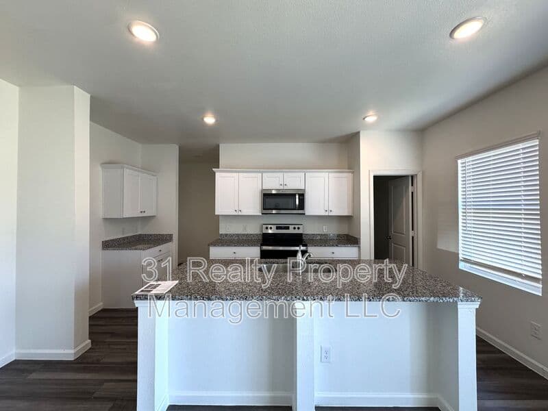 Fort Worth House: 10345 Castle Lyons Lane