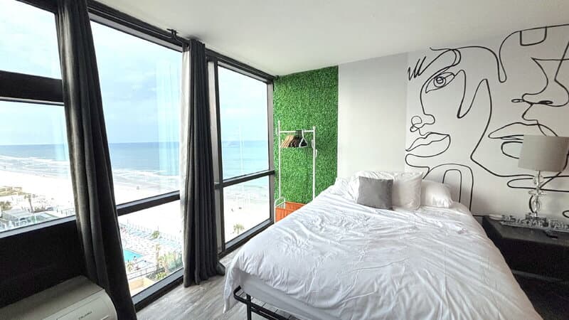 Daytona Beach Condo: 1909 South Atlantic Avenue
