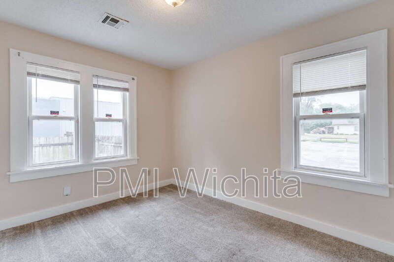 Wichita Condo: 1927 West McCormick Street
