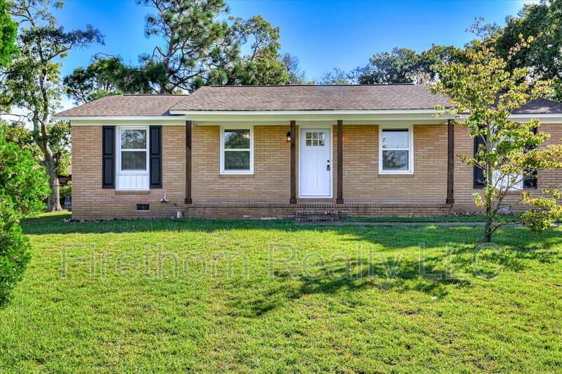 Augusta House: 2833 Glenn Hills Circle