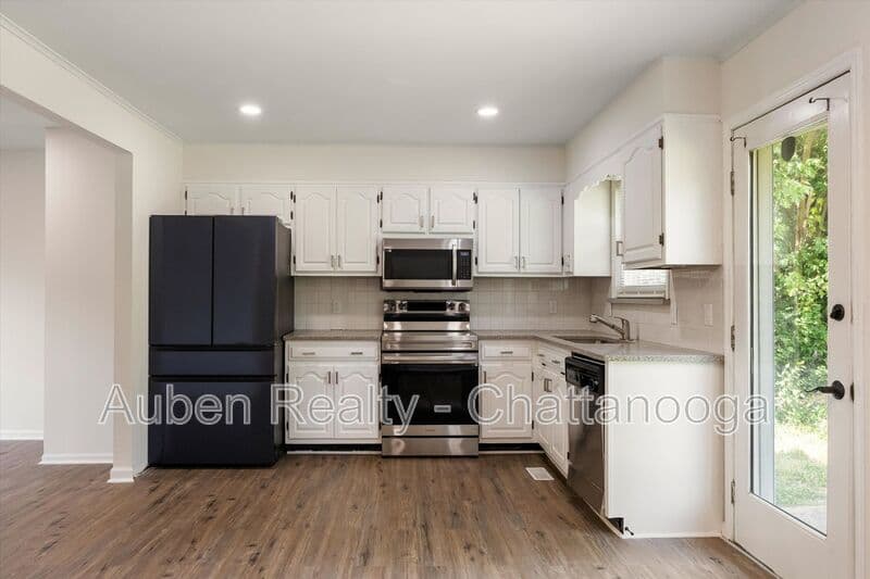 Ooltewah House: 4015 Shady Oak Drive