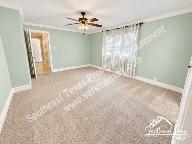 Beaumont House: 6030 Zenith Lane