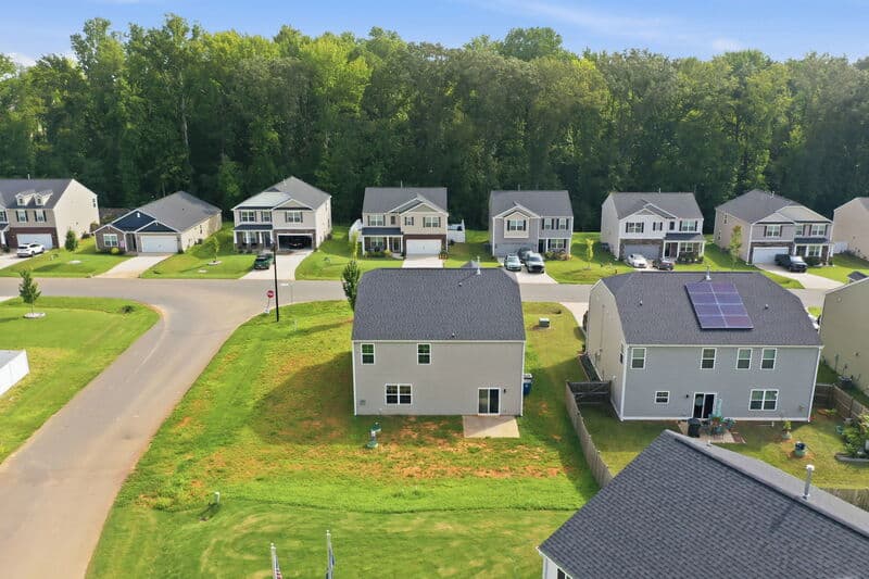Mebane House: 2509 Summersby Drive