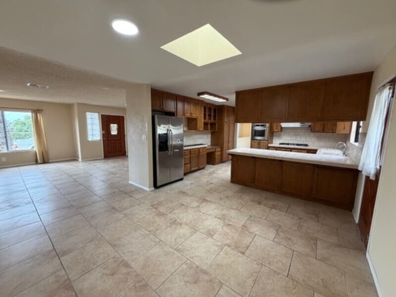 National City Condo: 1609 Grove Street Unit B