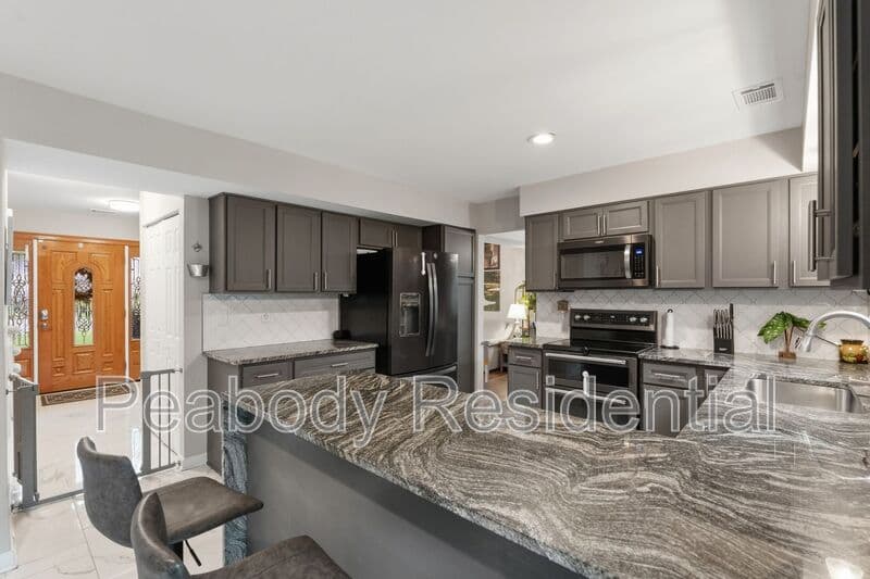 Herndon House: 509 Alabama Dr