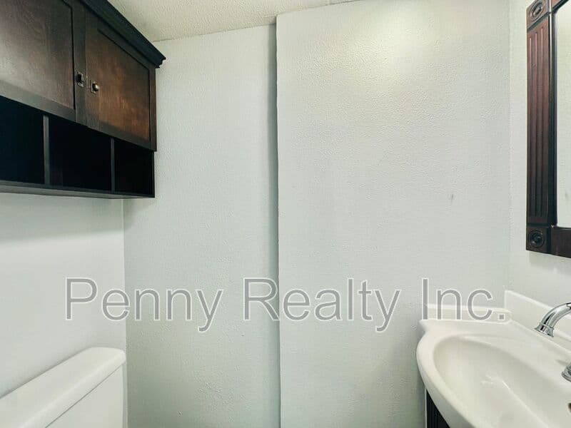 San Diego Condo: 294 Woodman St.