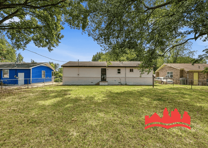 Memphis House: 630 Mohawk Ave