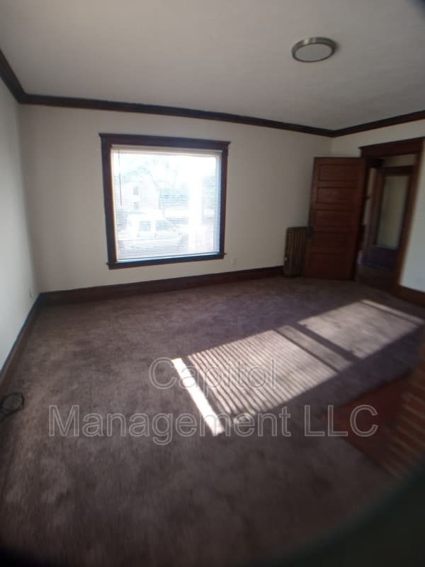 Lansing Condo: 220 W Lapeer St