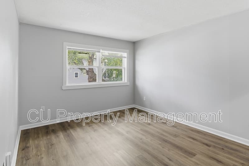 Urbana Condo: 1605 N Willow Rd - Apt 214
