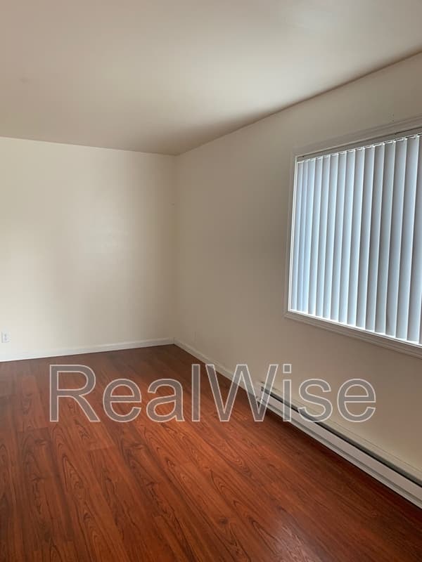 Portland Condo: 8415 N Fessenden St