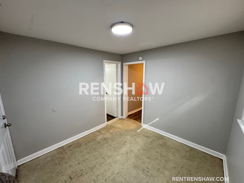 Memphis House: 2105 Clifton Ave