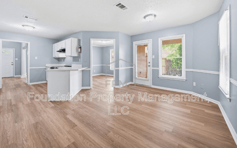 Cordova House: 1491 Appling Wood Cove South