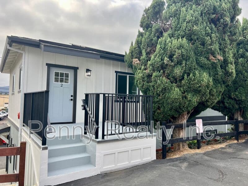 Vista Condo: 669-2 Townsite Dr