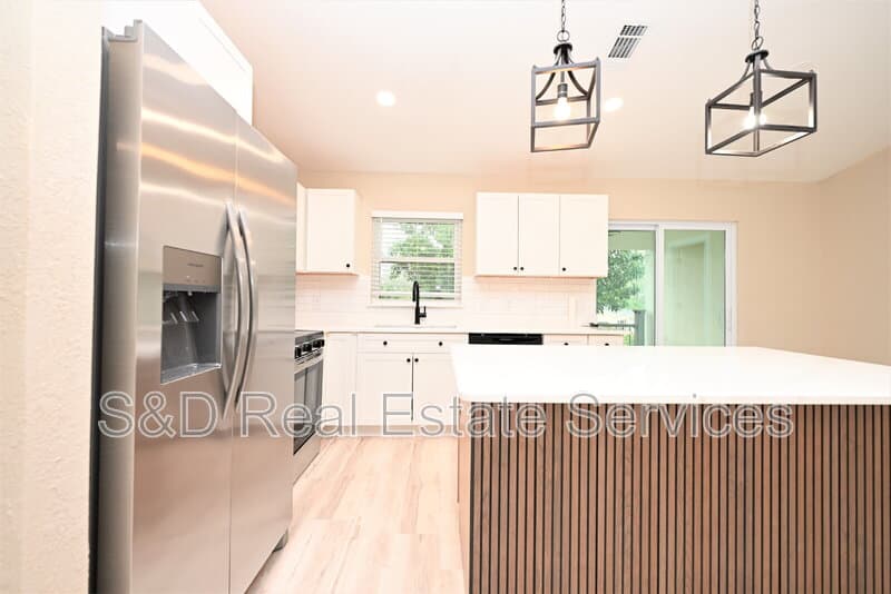 Polk City House: 234 Trailview Way